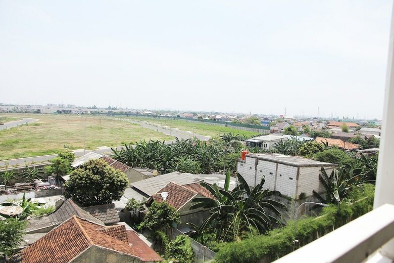Modern And Comfortable Studio Apartment Springlake Summarecon Near Summarecon