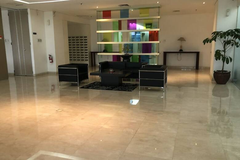 Premium Location 2br Apartment @ Fx Residence