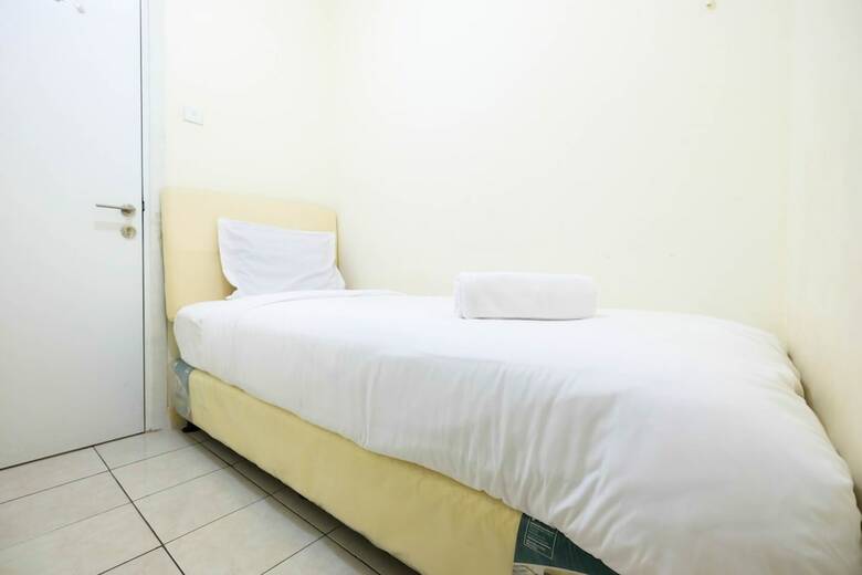 Elegant 2br Green Pramuka Apartment