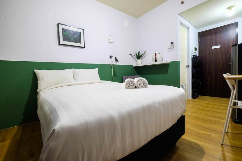 Bright Studio Apartment Serpong Greenview