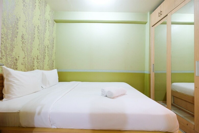Budget 2br Green Pramuka City Apartment