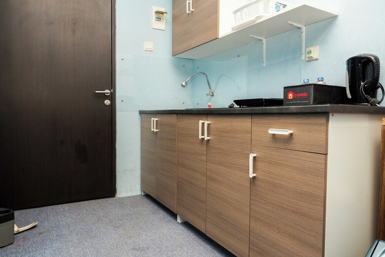 Minimalist 2br At Grand Asia Afrika Apartment