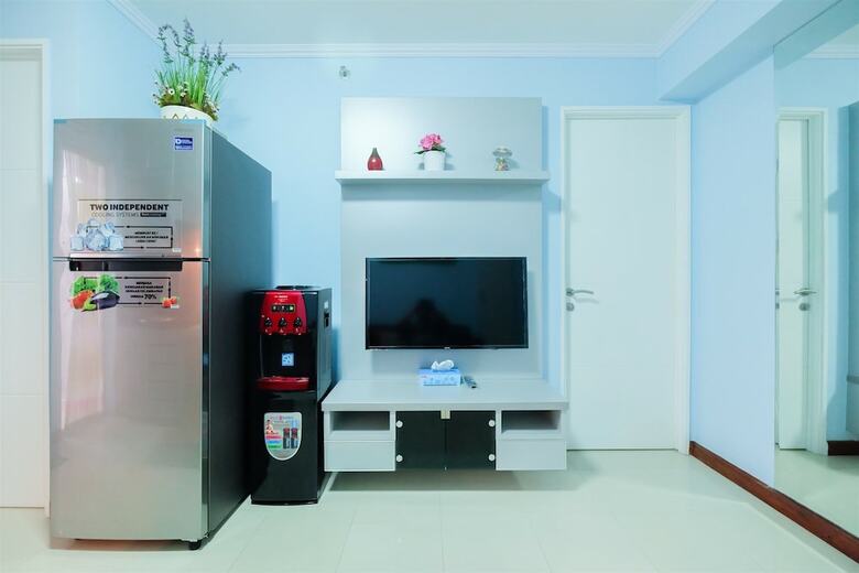 Artistic 2br Bassura City Apartment