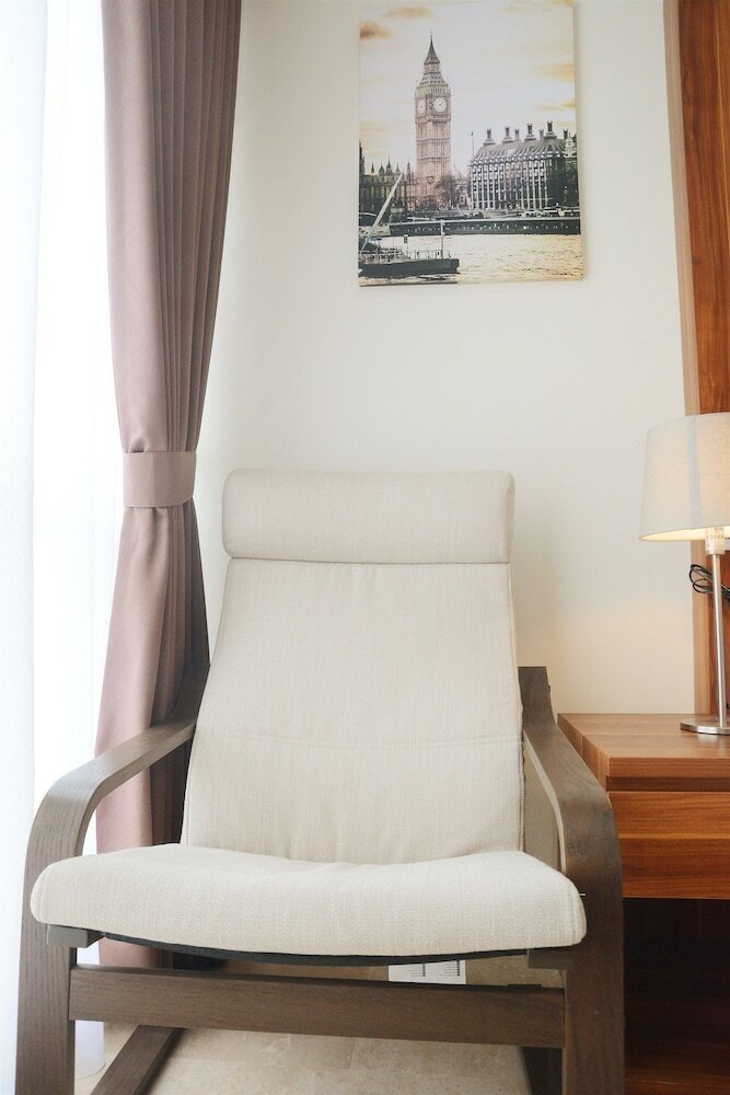 Warm And Best Studio Menteng Park Apartment