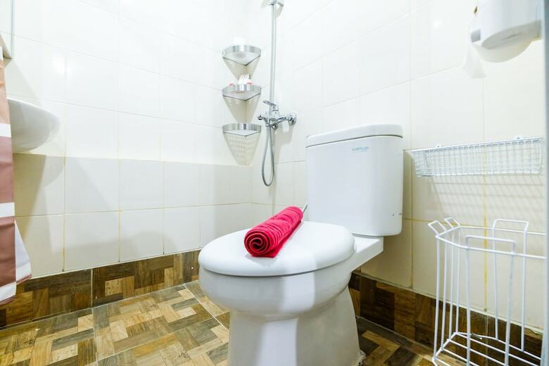 Classic 2br Bassura City Apartment