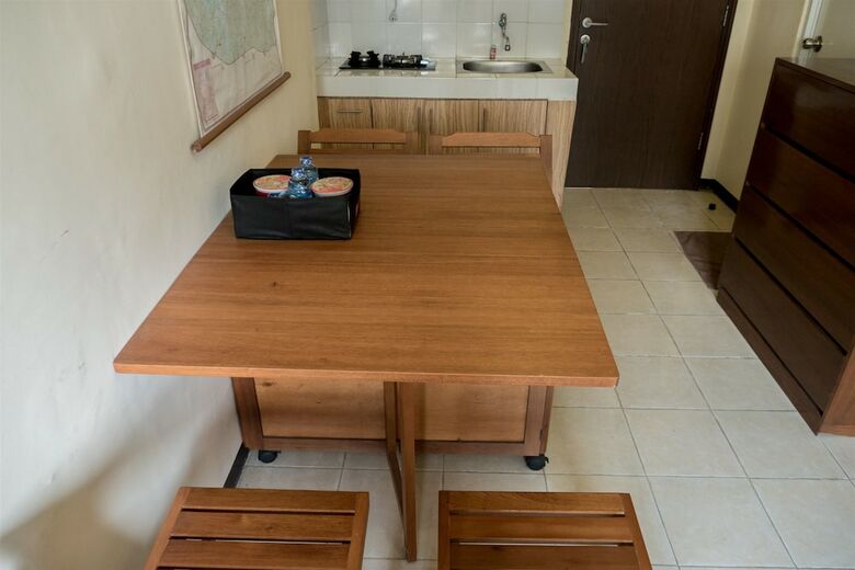 Ethnic And Comfy 2br The Suites Metro Apartment