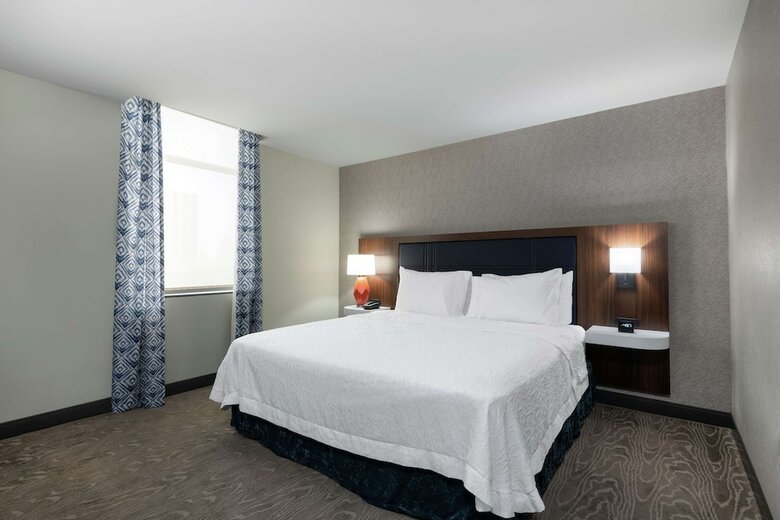 Hotel Hampton Inn & Suites Fort Wayne Downtown