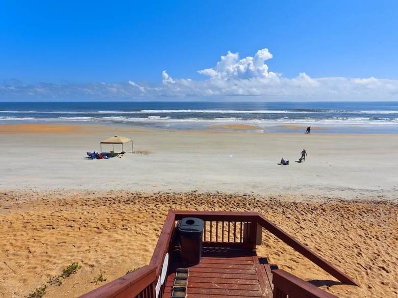 Hostal Hawks Cove - Six Bedroom Home