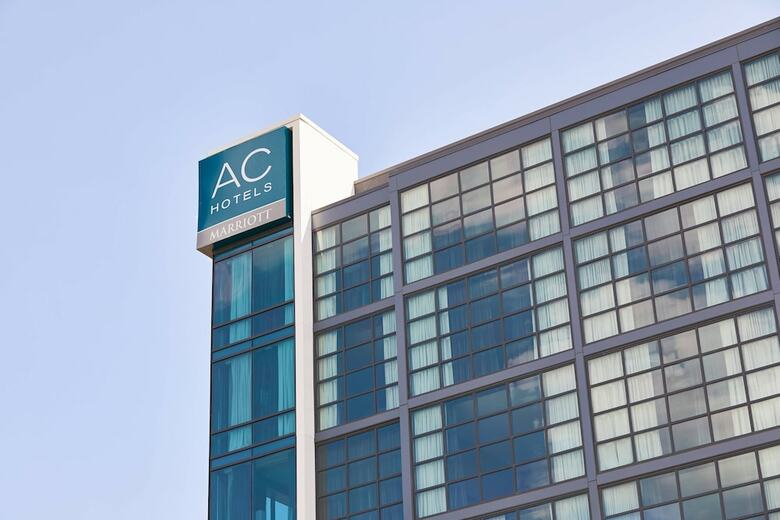 AC Hotel By Marriott Huntsville Downtown