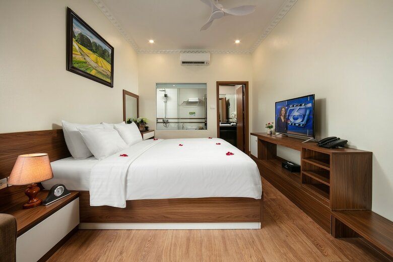 Tam Coc Holiday Hotel & Villa