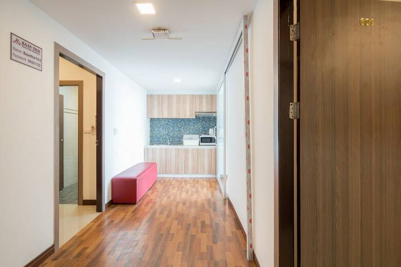 Hotel Baan Thai Beach Side Residence