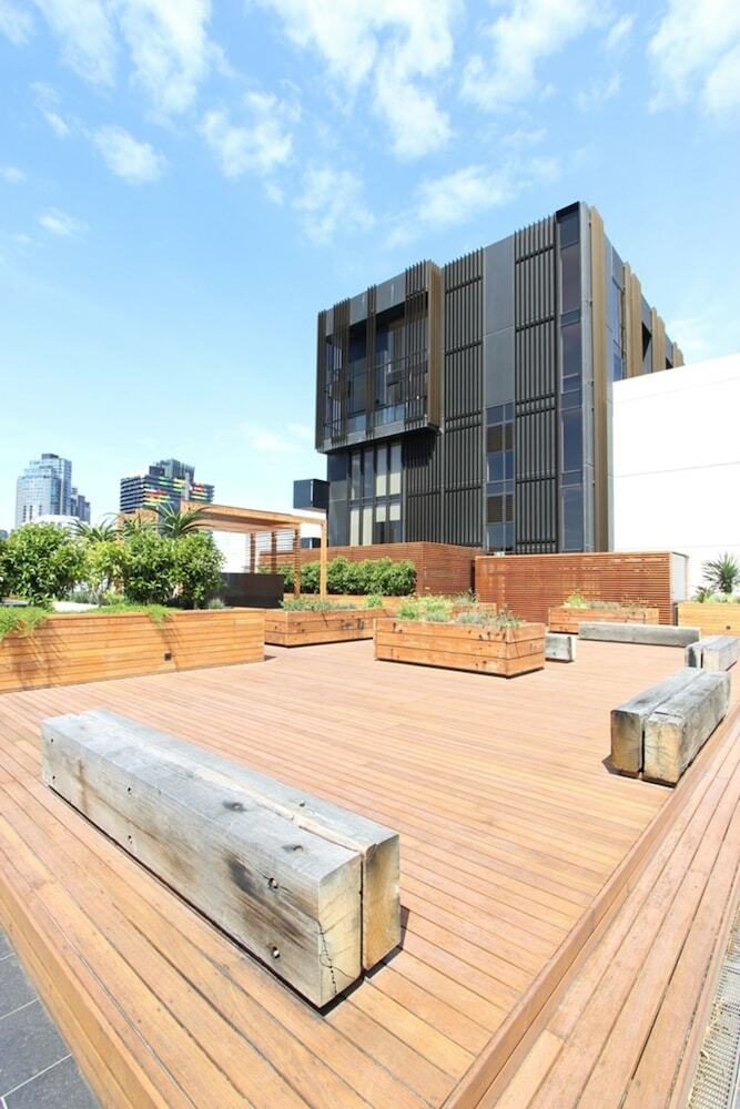 Pelham Street Apartments By Twig
