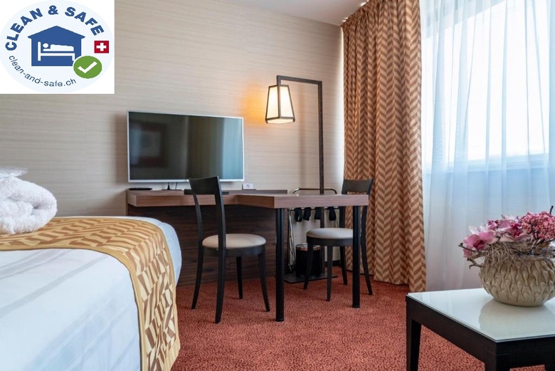 Nash Suites Airport Hotel