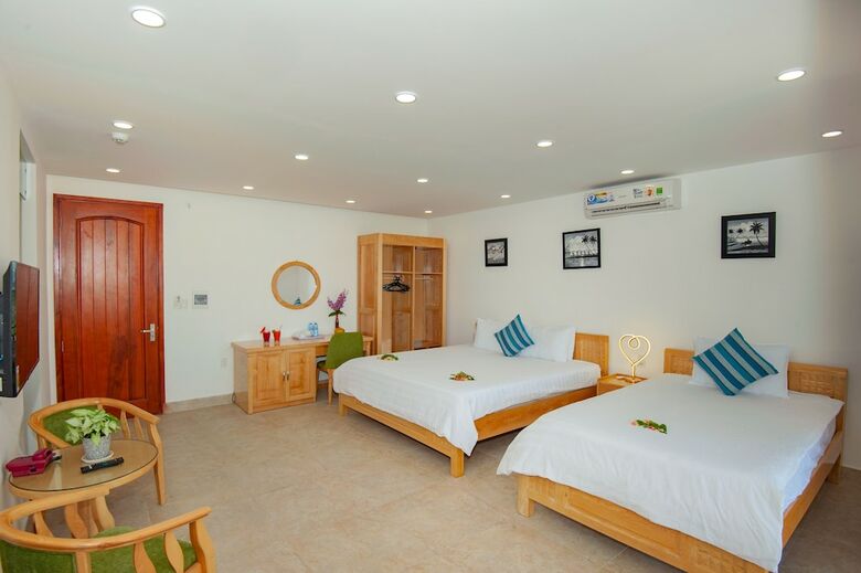 Hotel Yellow Daisy Pool Villas