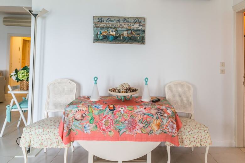 Apartamentos Agios Ioannis Luxurious Beachfront Apt