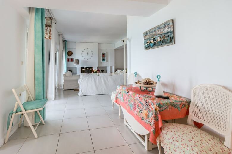 Apartamentos Agios Ioannis Luxurious Beachfront Apt
