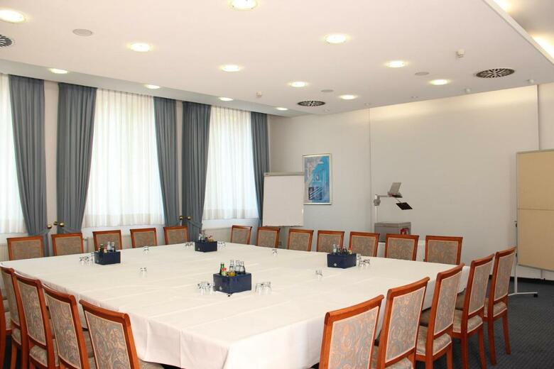Hotel Ascania