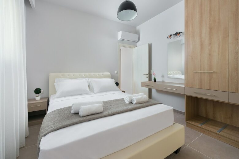 Lardos Luxury Apartments