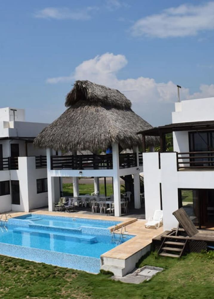 Hotel Maya Jade