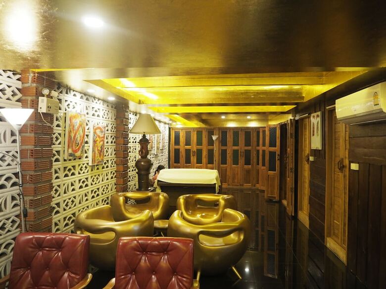 Sleep Walker Hotel Nawarat Bridge