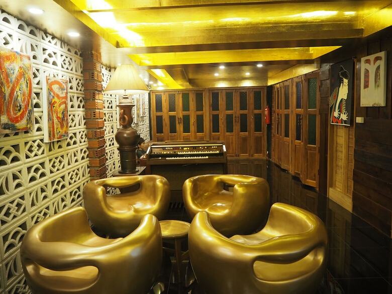 Sleep Walker Hotel Nawarat Bridge