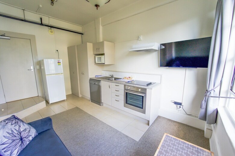 Zodiak's Apartment Close To Sky Tower