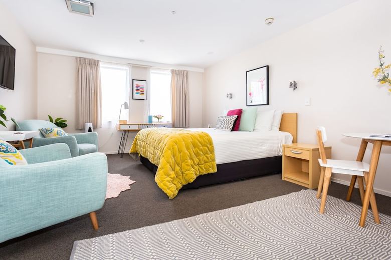 Cathedral Junction Apartment