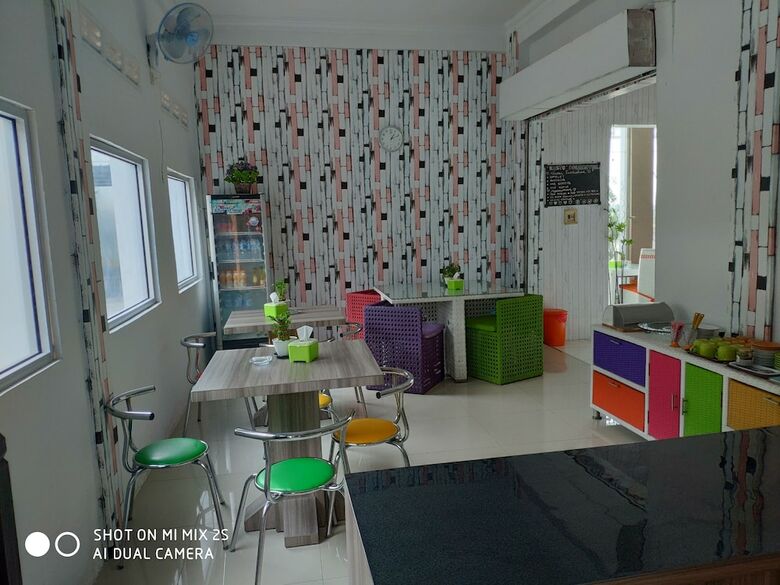 Bed & Breakfast Hotel Boegenviel Syariah