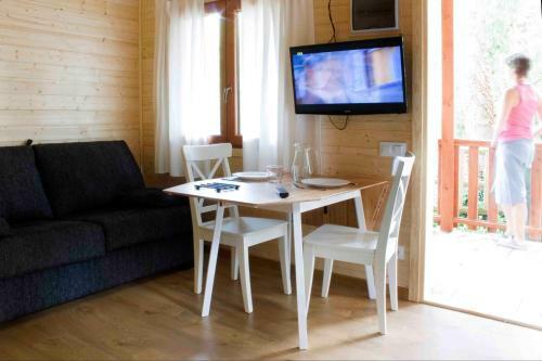 Bungalows C�mping Els Roures