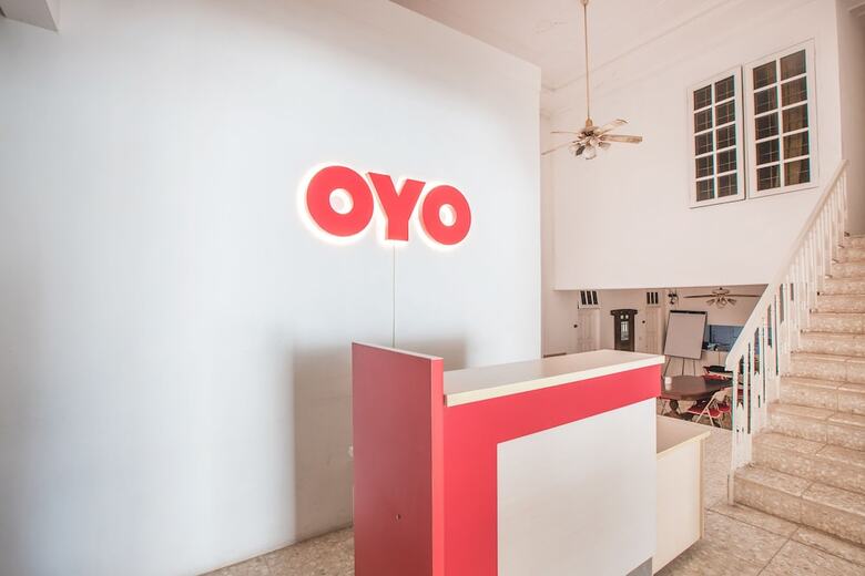 Hostal Oyo 332 Residence G17