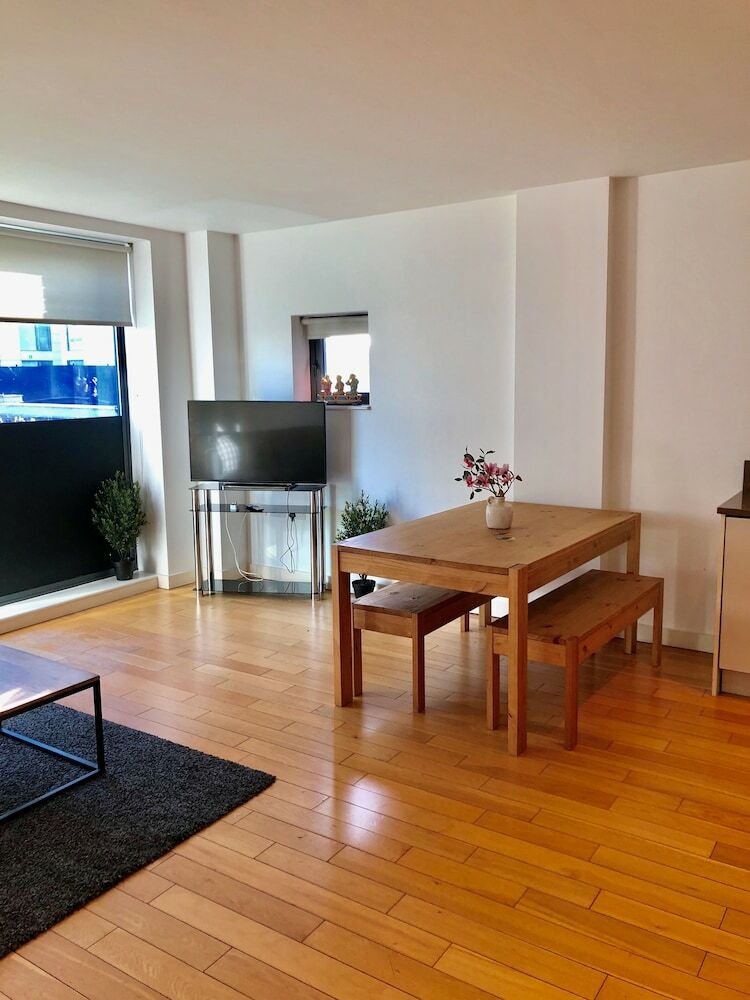 Apartamentos City Short Stays Tower Hill Studios
