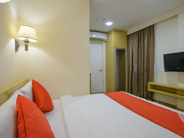 Oyo 371 Grand Eastern Hotel