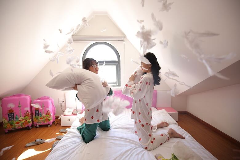 Tea Leaf Hotel 2