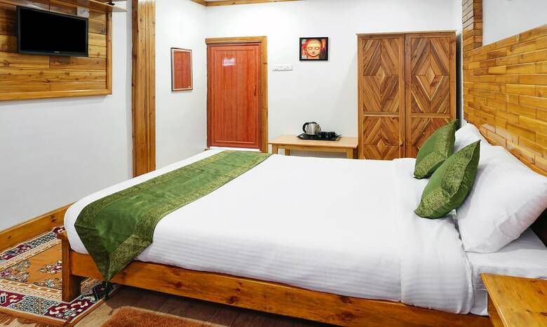 Hotel Treebo Trip Omega's Stay Inn