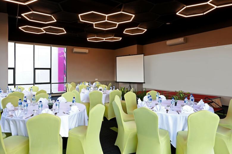 Hotel The Zuri Pekanbaru