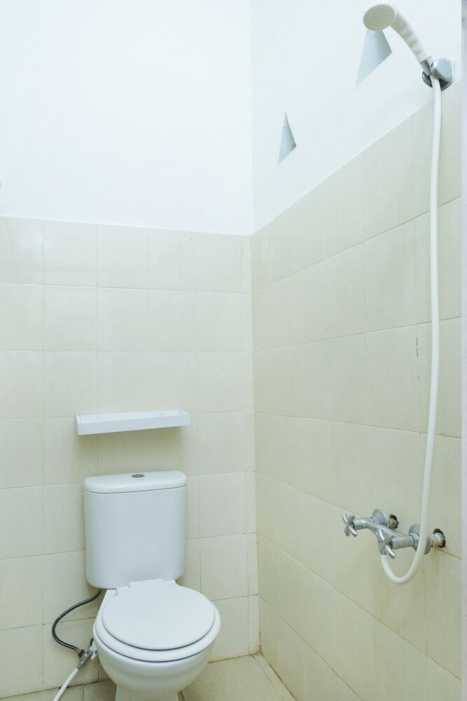 Hostal Oyo 287 Rumah Eyang