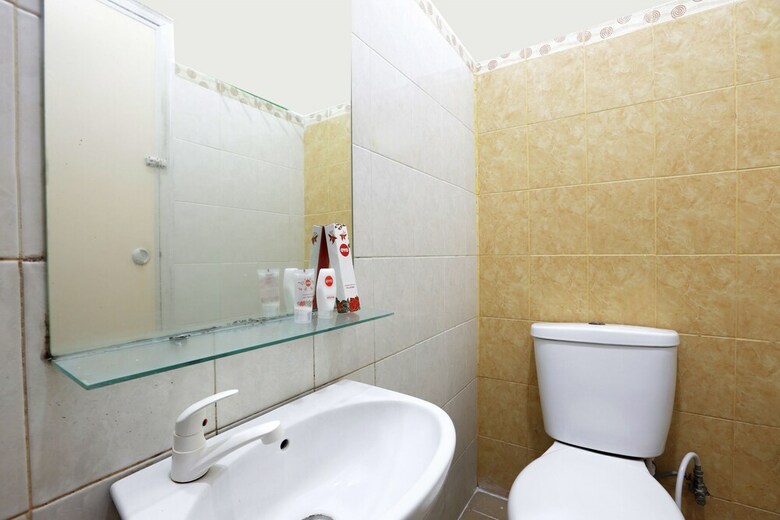 Hostal Oyo 345 Wynne Guest House
