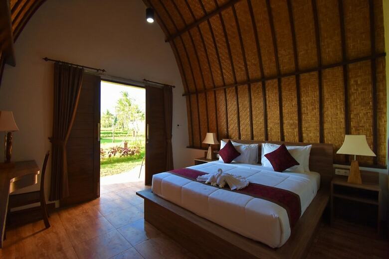 Bed & Breakfast Adil Villa And Resort