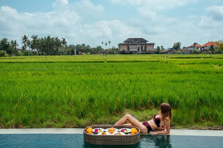Bed & Breakfast Adil Villa And Resort