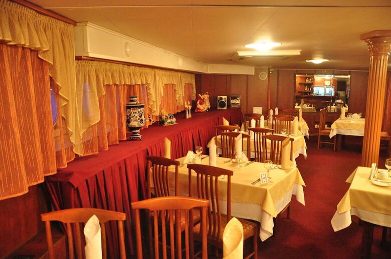 Hotel Petr Perviy