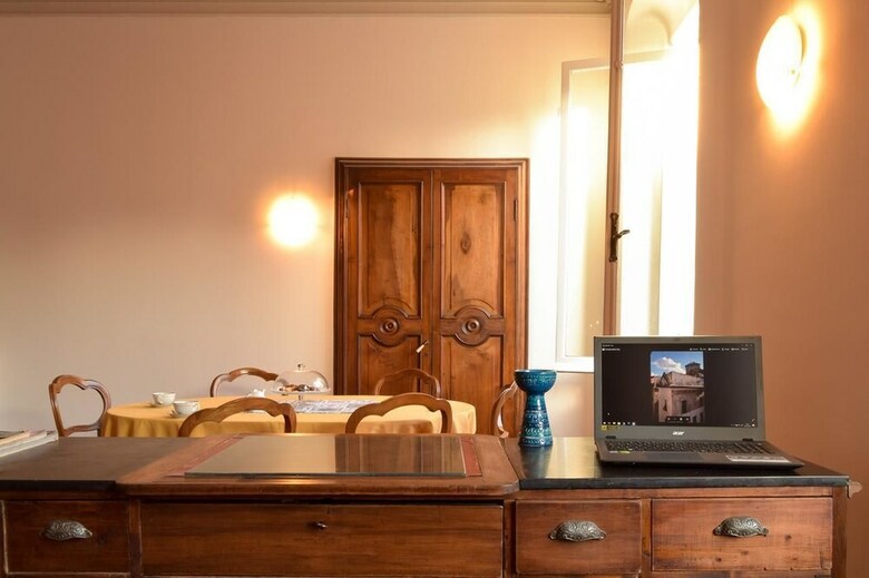 Apartamentos Le Scale Di Genova