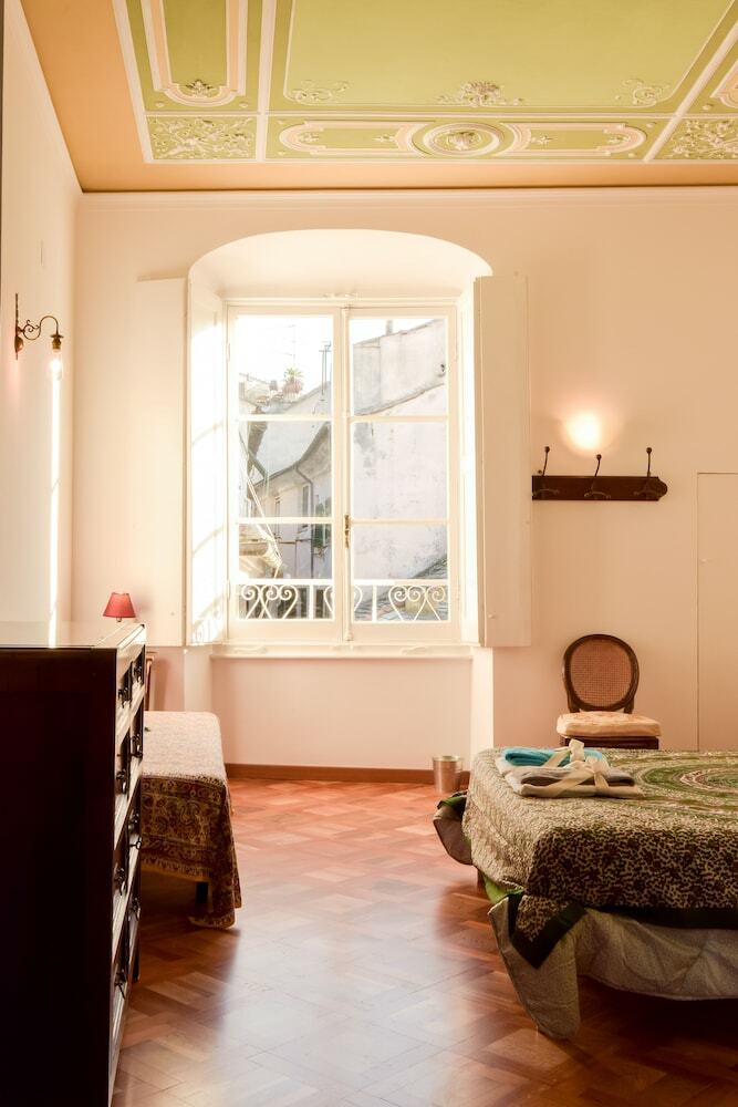 Apartamentos Le Scale Di Genova