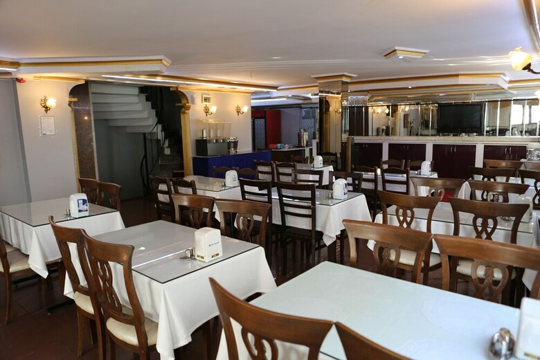 Grand Lara Hotel