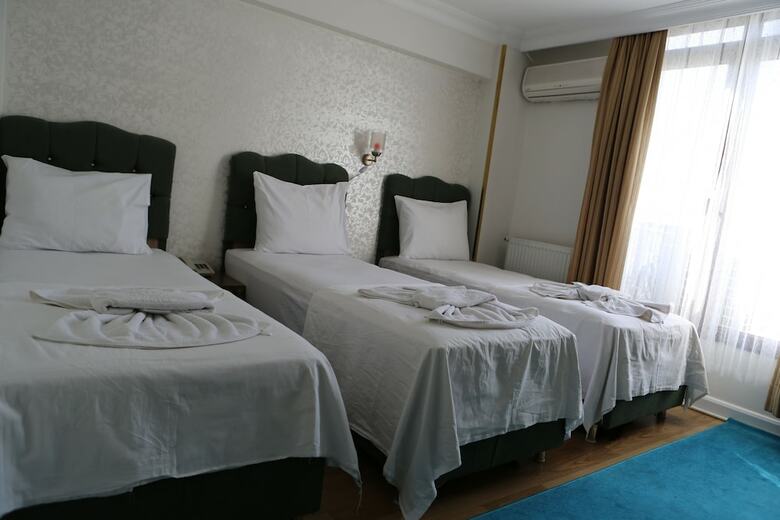 Grand Lara Hotel