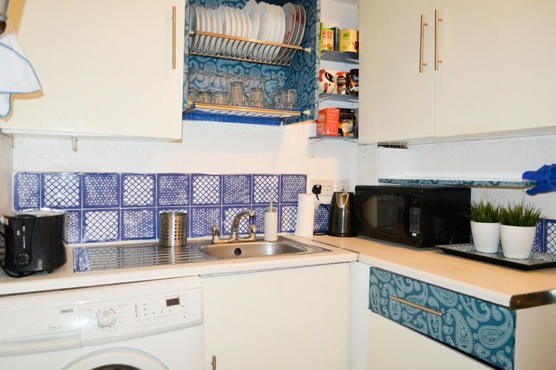 Cosy 2 Bedroom Apartment In Edinburgh