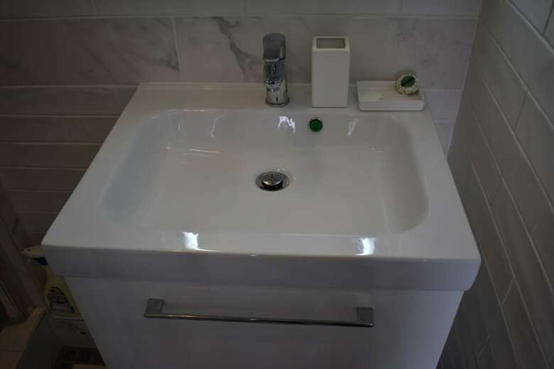 Large 1 Bedroom Apartment In Paris