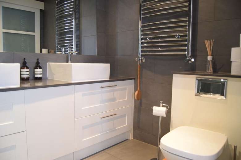 Kensington 2 Bedroom Property