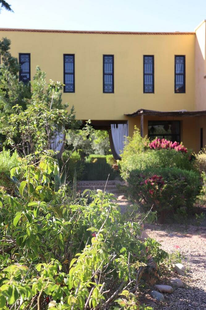 Hotel Fawakay Villas