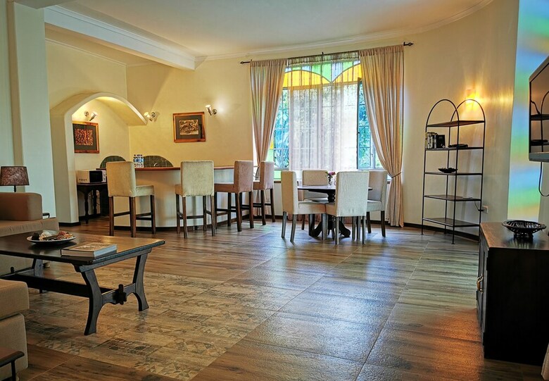 Pink Flamingo Boutique Hotel