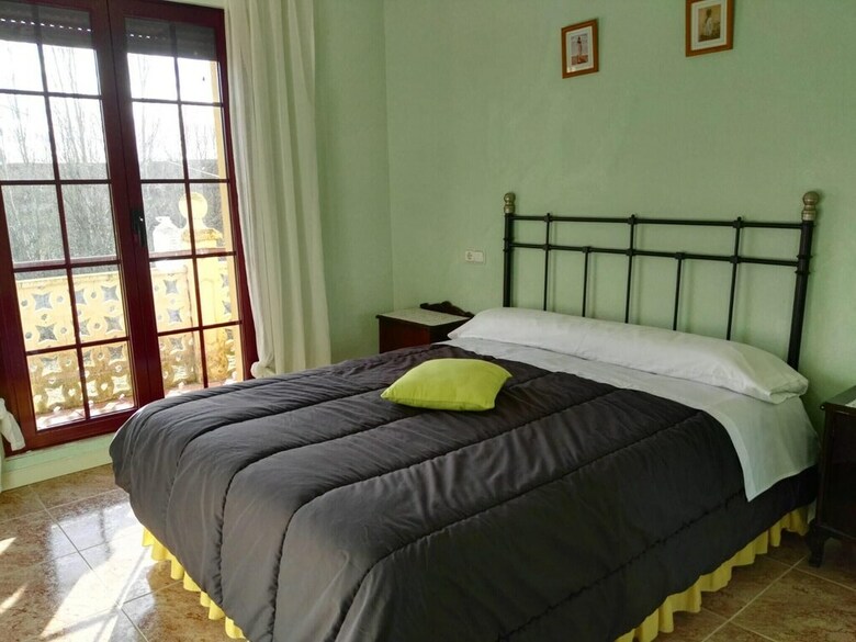 House With 5 Bedrooms In Fuentespreadas